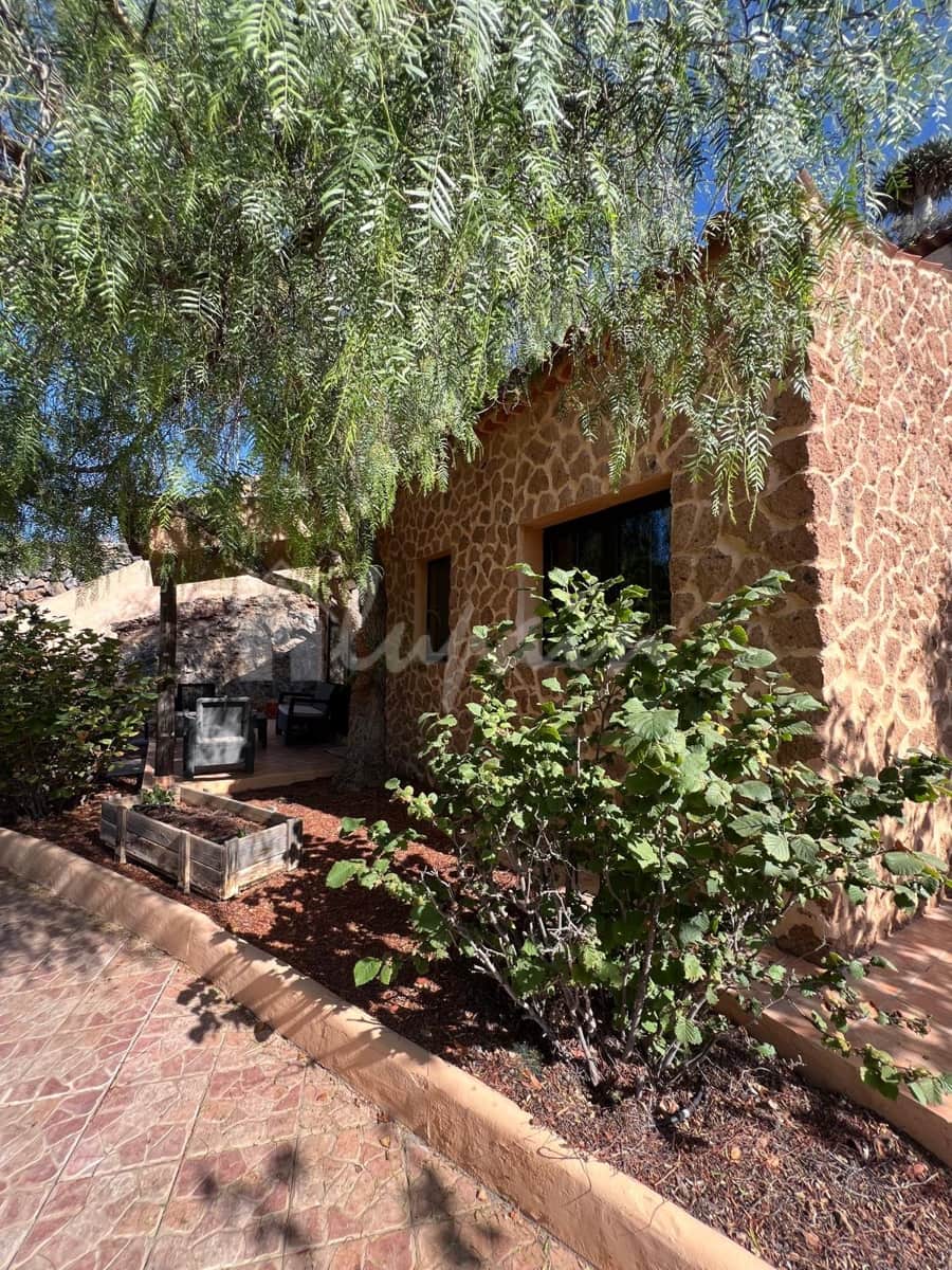 4 sypialnia Finka/Dom wiejski na sprzedaż w Arona - 925 000 € (Ref: 9160513)