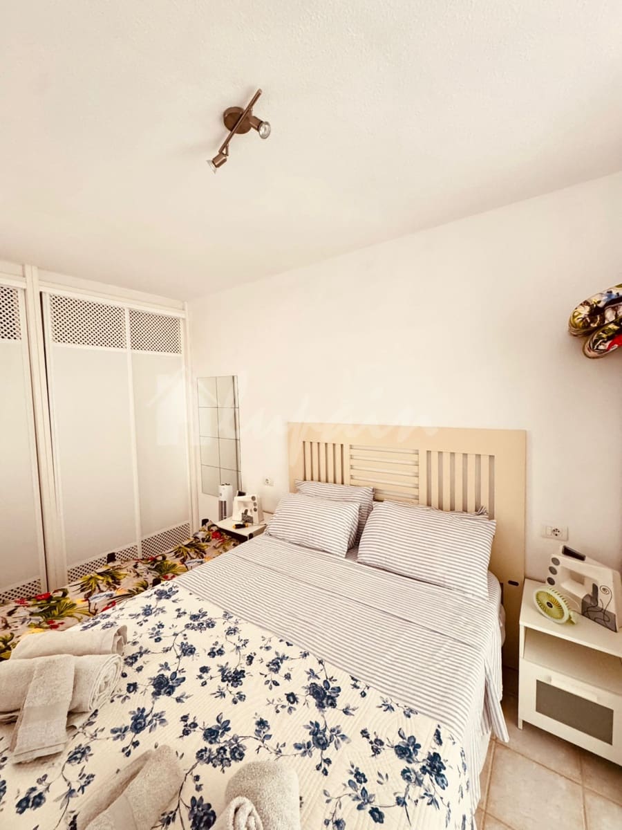 1 soveværelse Lejlighed til salg i Los Cristianos med swimmingpool - € 310.000 (Ref: 9160514)