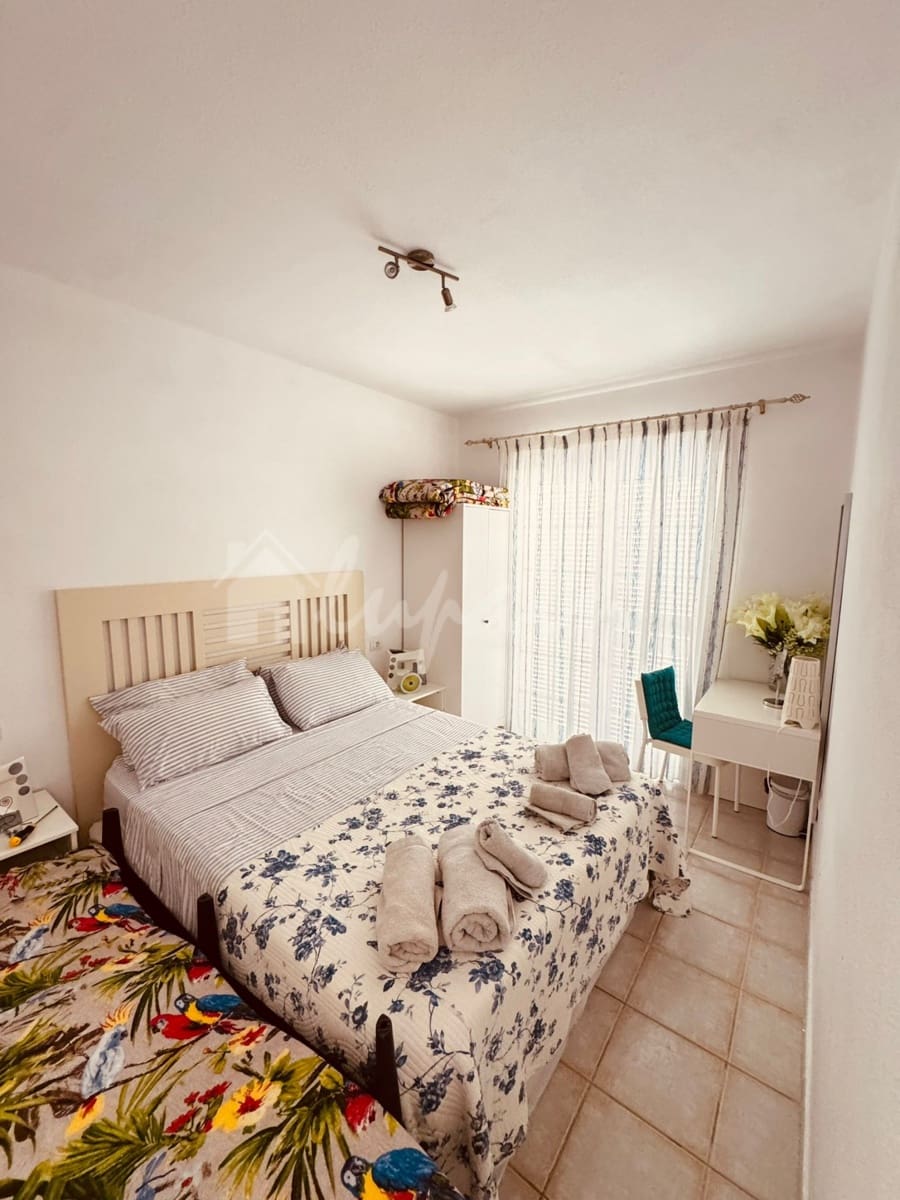 1 soveværelse Lejlighed til salg i Los Cristianos med swimmingpool - € 310.000 (Ref: 9160514)