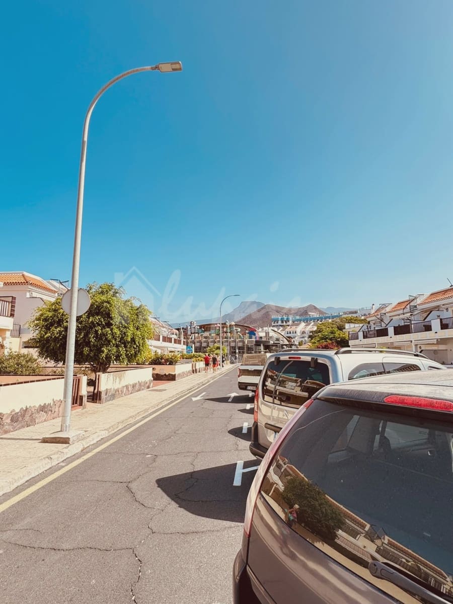 1 soveværelse Lejlighed til salg i Los Cristianos med swimmingpool - € 310.000 (Ref: 9160514)