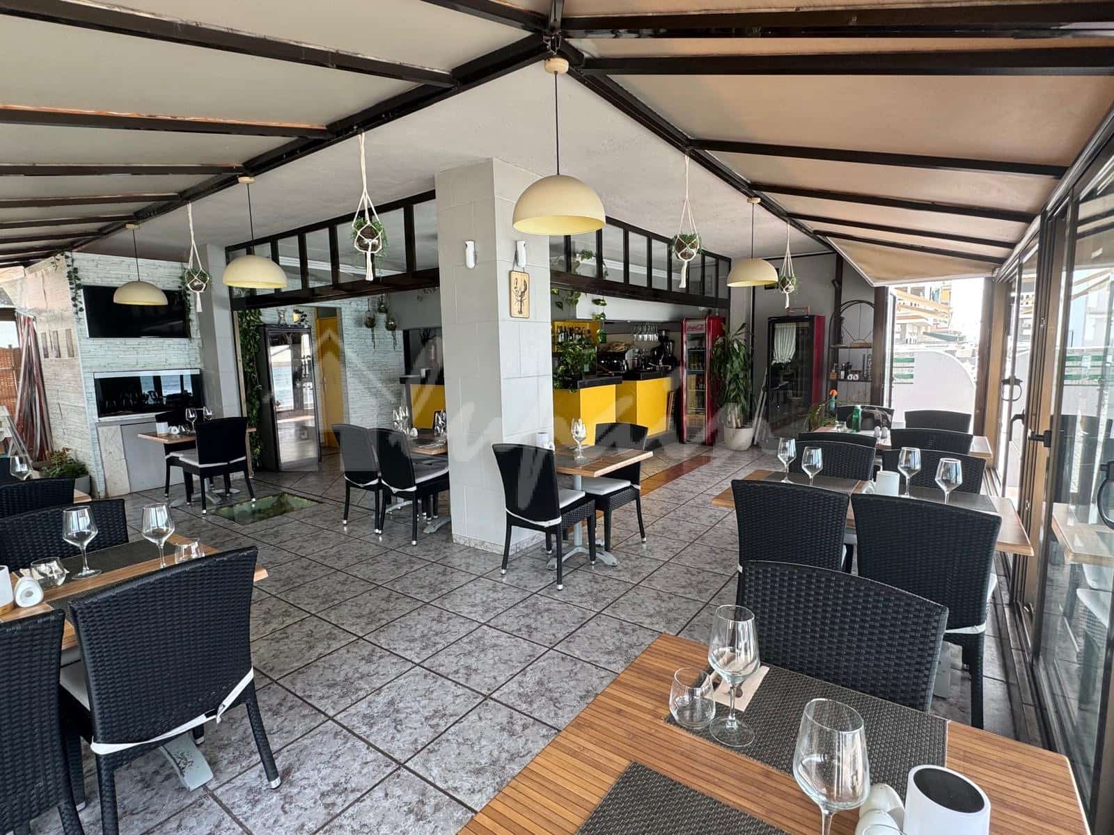 Yritys myytävänä paikassa Las Galletas - 95 000 € (Ref: 9254206)