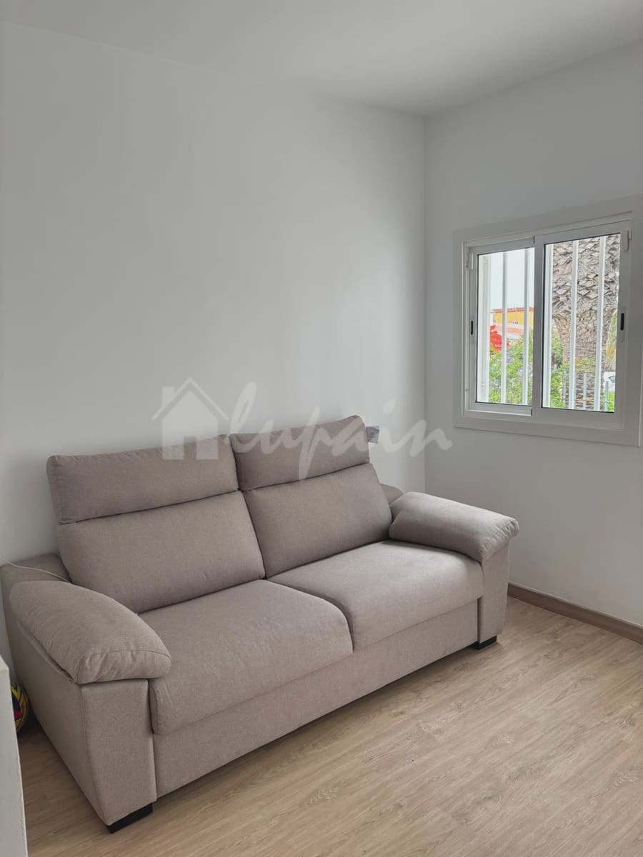 2 soverom Leilighet til salgs i Costa del Silencio med svømmebasseng - € 210 000 (Ref: 9254207)