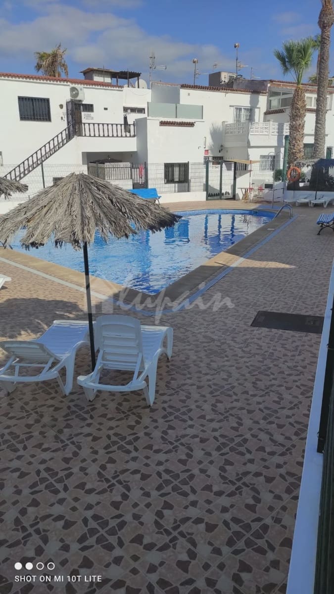 2 soverom Leilighet til salgs i Costa del Silencio med svømmebasseng - € 210 000 (Ref: 9254207)