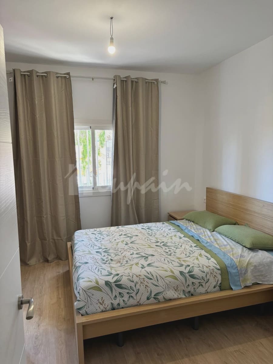 2 soverom Leilighet til salgs i Costa del Silencio med svømmebasseng - € 210 000 (Ref: 9254207)