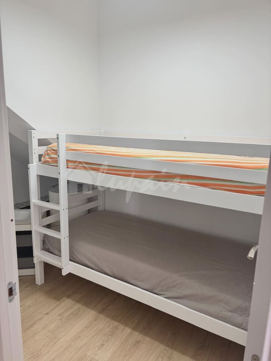 2 soverom Leilighet til salgs i Costa del Silencio med svømmebasseng - € 210 000 (Ref: 9254207)