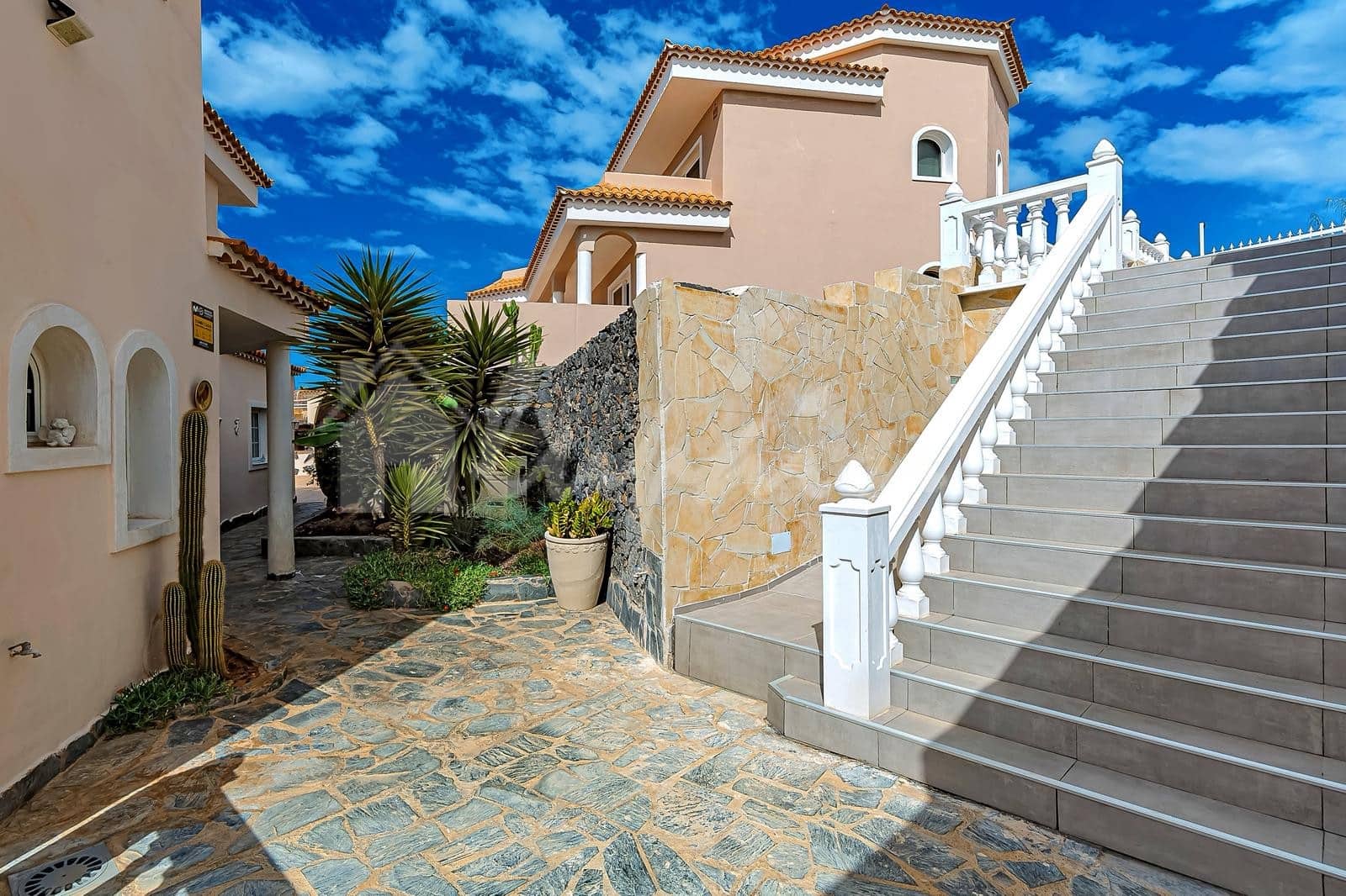 3 soveværelse Villa til salg i Callao Salvaje med swimmingpool - € 845.000 (Ref: 9256206)