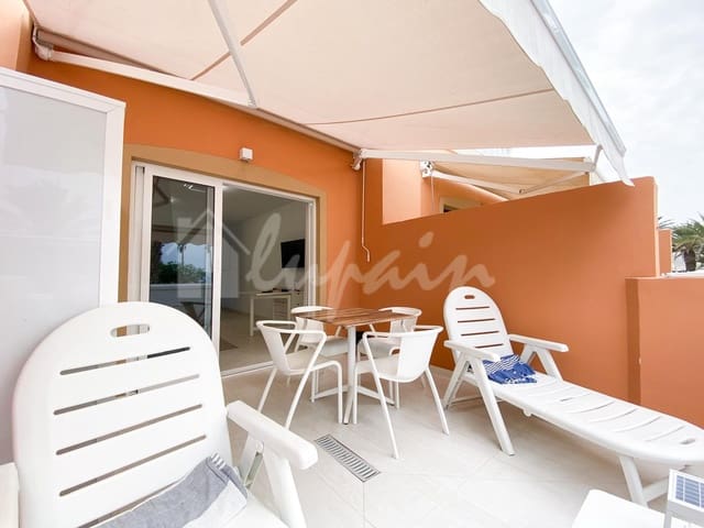 Studio for sale in Playa de las Americas, Arona with pool - € 440,000 (Ref: 9256207)