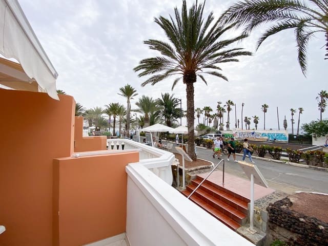 Studio for sale in Playa de las Americas, Arona with pool - € 440,000 (Ref: 9256207)