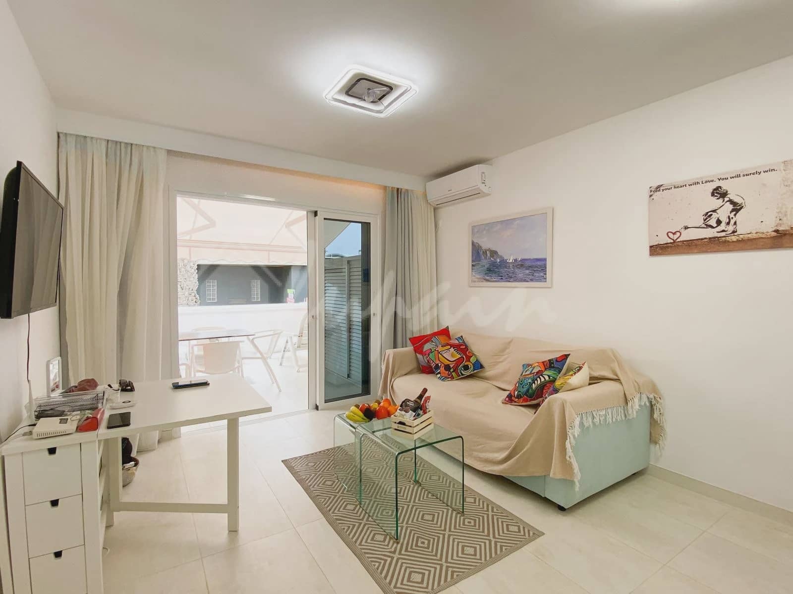 Studio till salu i Playa de las Americas med pool - 440 000 € (Ref: 9256207)