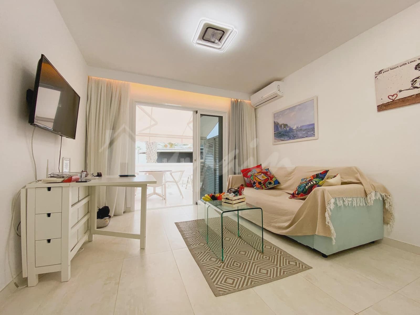 Studio till salu i Playa de las Americas med pool - 440 000 € (Ref: 9256207)
