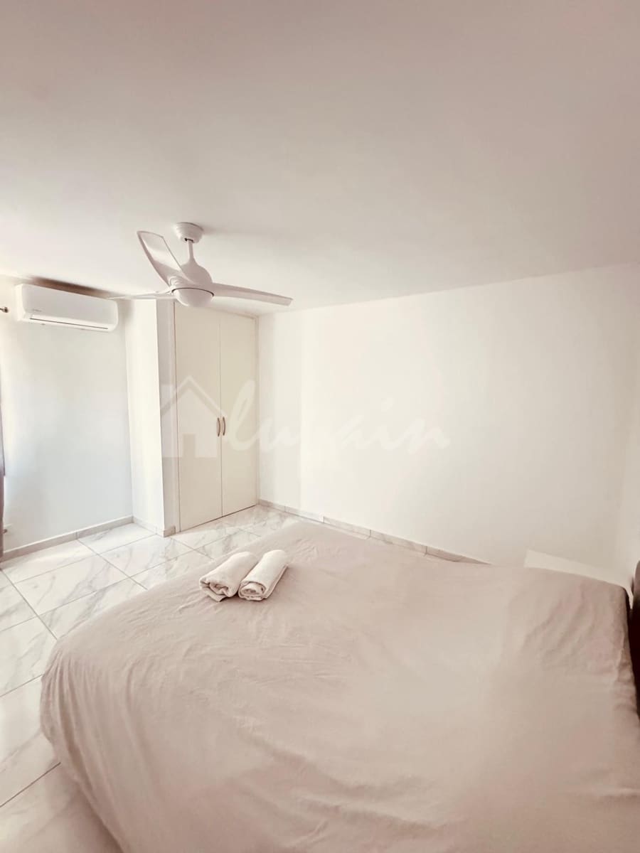 2 sovrum Lägenhet till salu i Los Cristianos med pool - 345 000 € (Ref: 9263559)