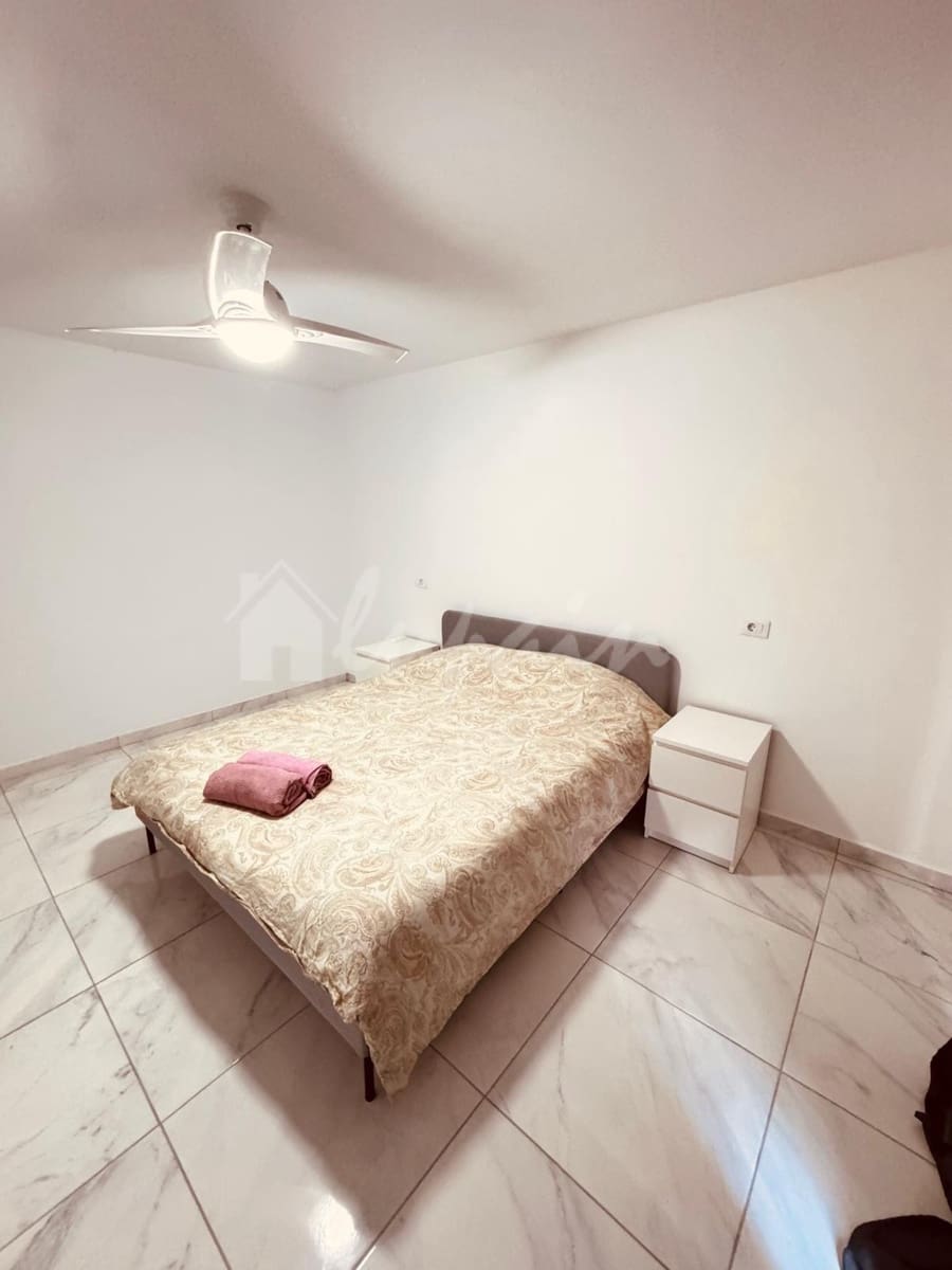 2 sovrum Lägenhet till salu i Los Cristianos med pool - 345 000 € (Ref: 9263559)