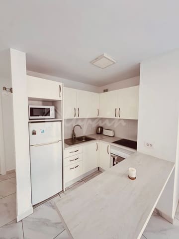 2 sovrum Lägenhet till salu i Los Cristianos, Arona med pool - 345 000 € (Ref: 9263559)