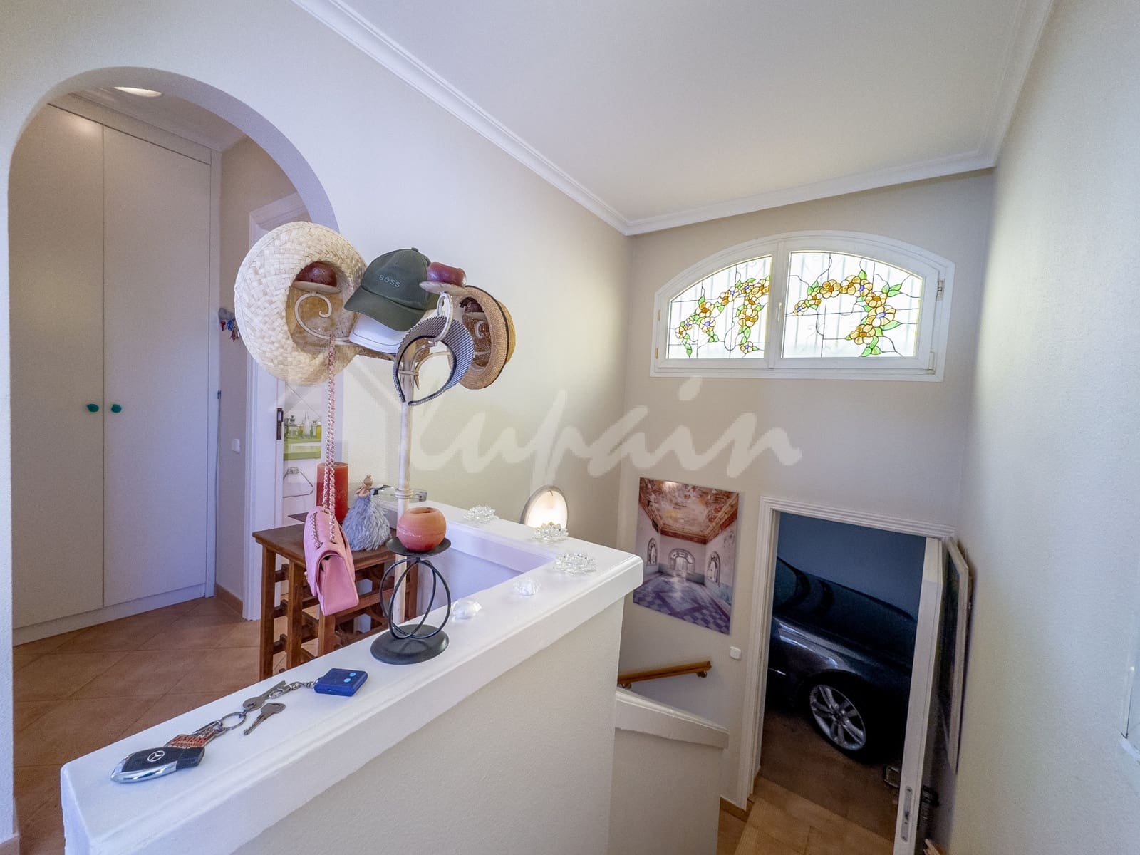 3 bedroom Villa for sale in Playa del Duque with pool garage - € 2,800,000 (Ref: 9274659)