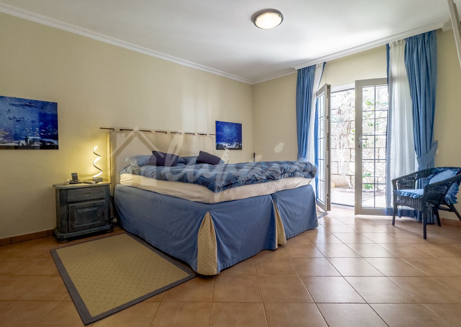 3 bedroom Villa for sale in Playa del Duque with pool garage - € 2,800,000 (Ref: 9274659)