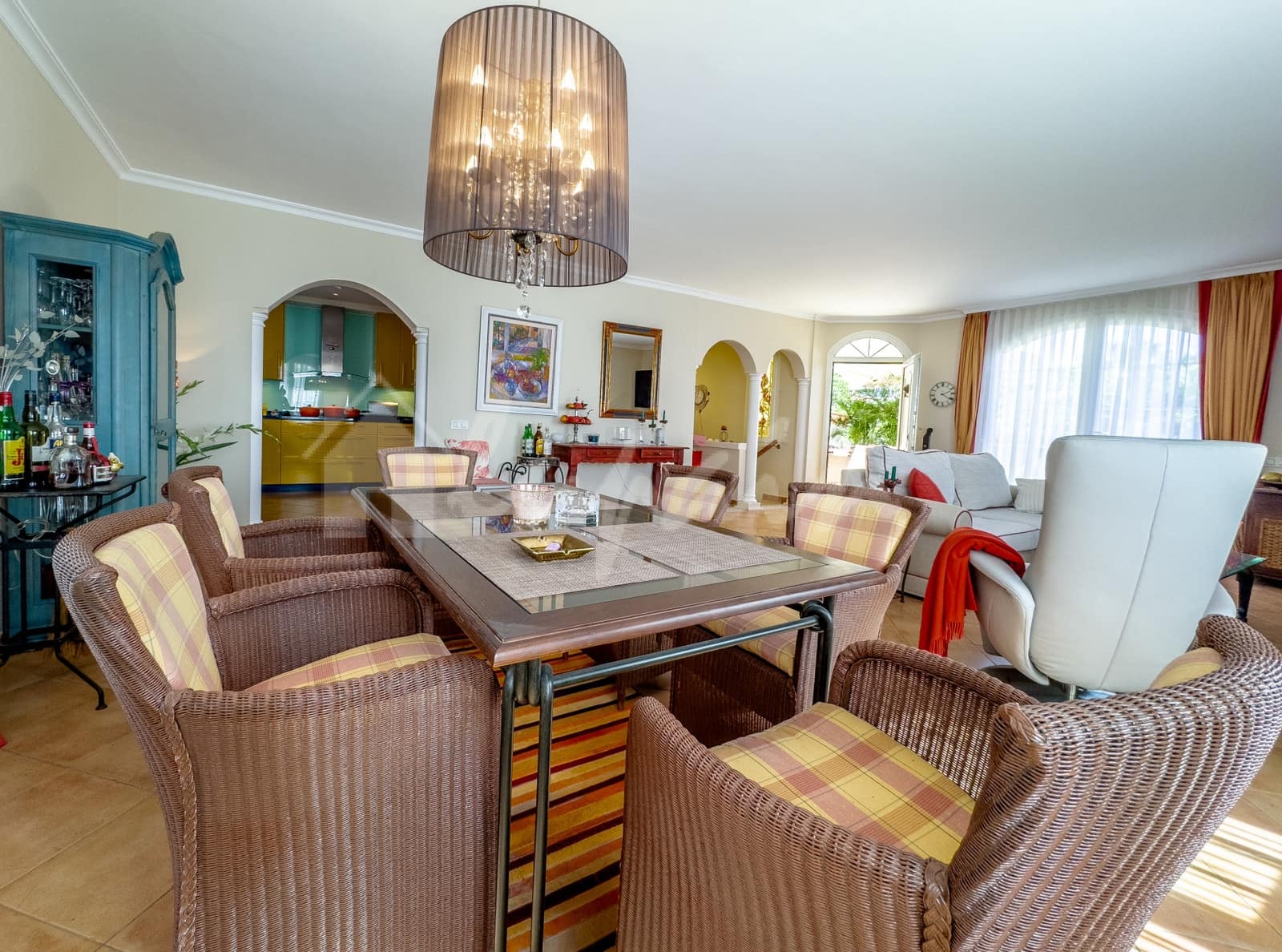 3 bedroom Villa for sale in Playa del Duque with pool garage - € 2,800,000 (Ref: 9274659)