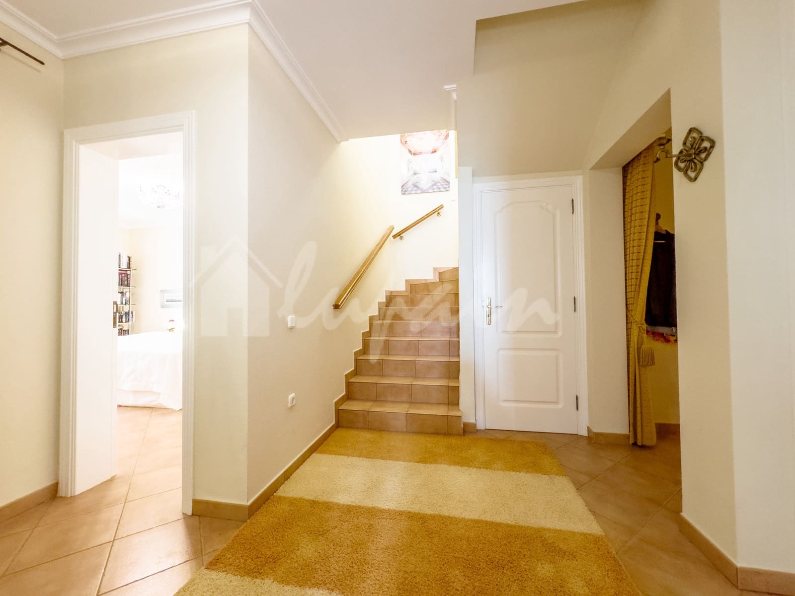 3 bedroom Villa for sale in Playa del Duque with pool garage - € 2,800,000 (Ref: 9274659)