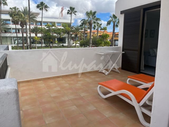 1 makuuhuone Huoneisto myytävänä paikassa Playa de las Americas, Arona mukana uima-altaan - 475 000 € (Ref: 9279592)