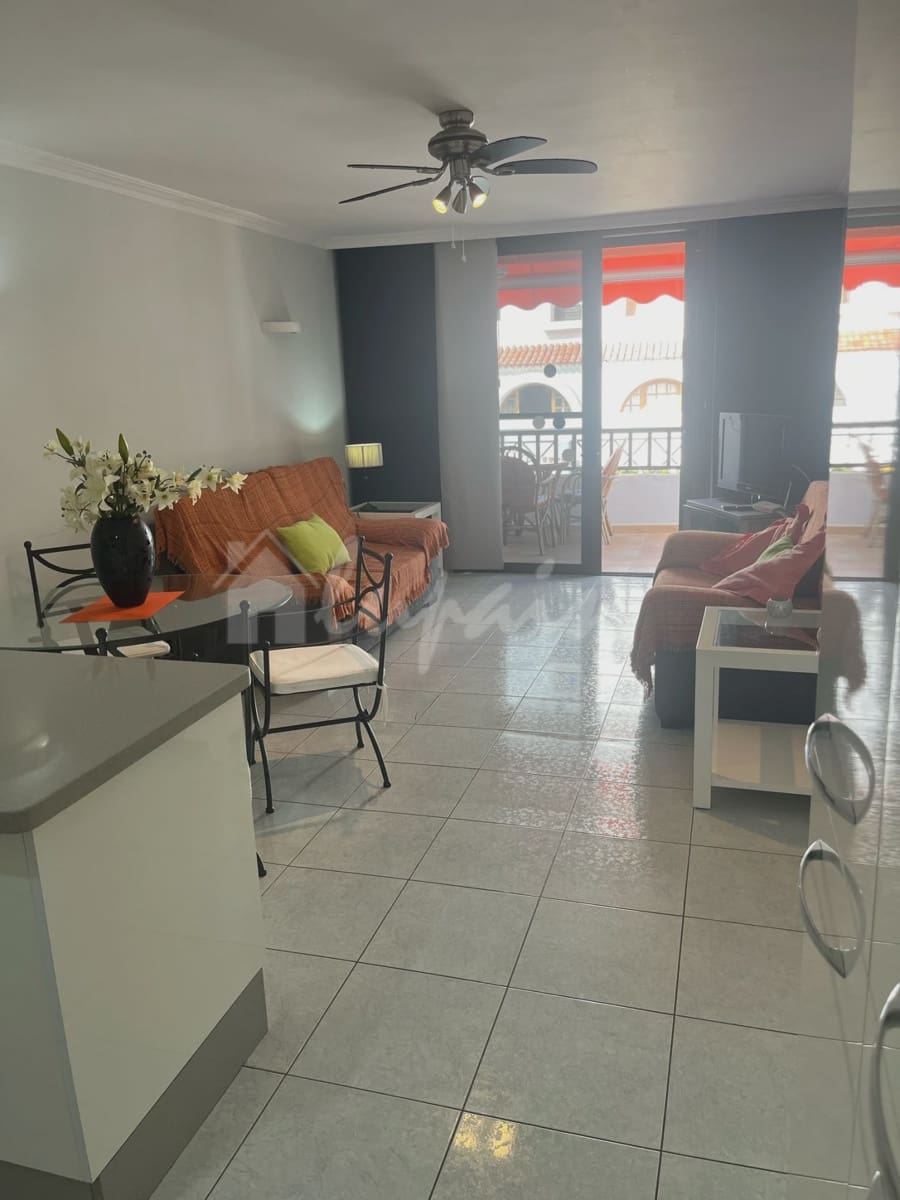 1 bedroom Apartment for sale in Playa de las Americas with pool - € 475,000 (Ref: 9279592)