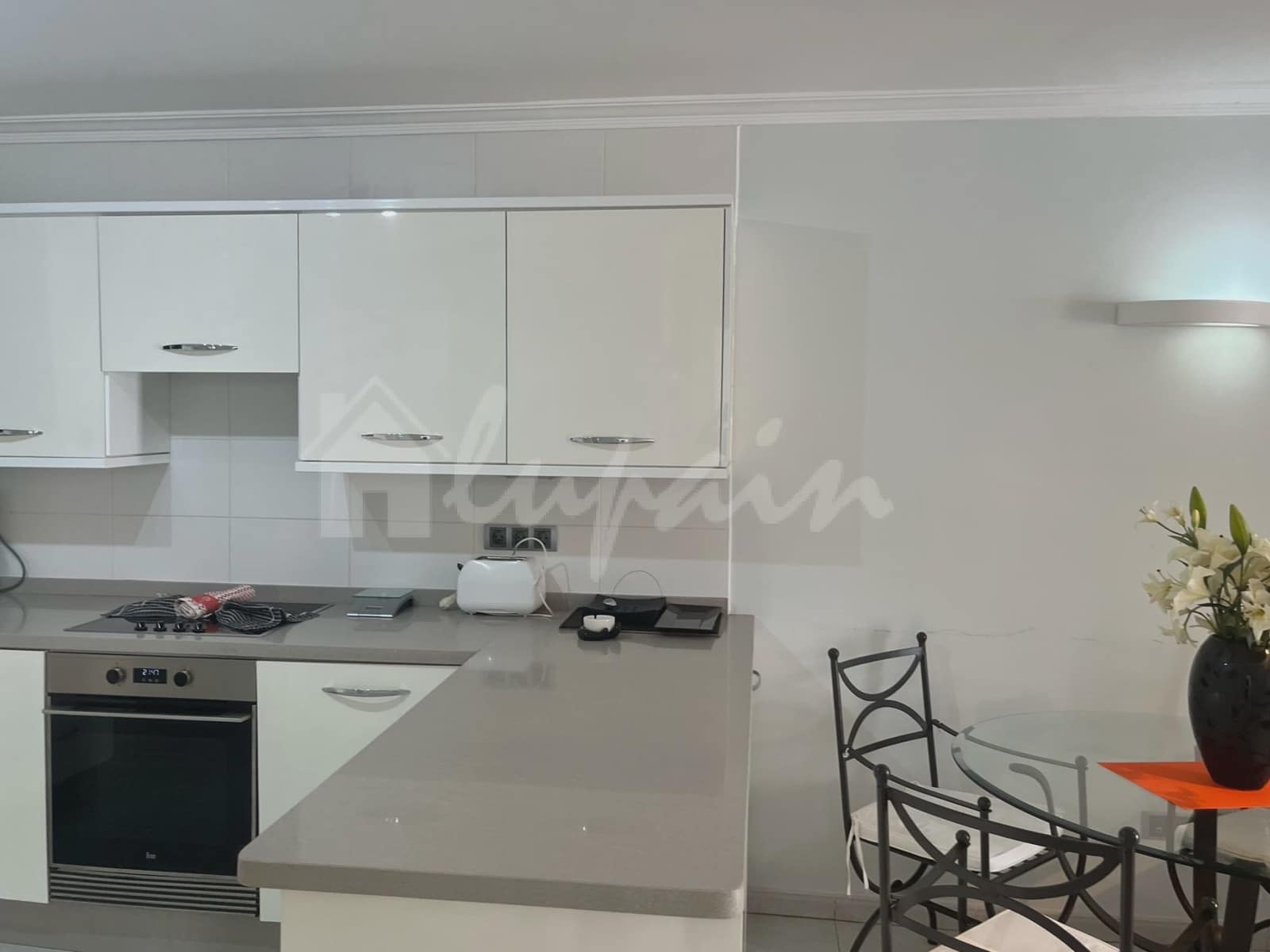 1 bedroom Apartment for sale in Playa de las Americas with pool - € 475,000 (Ref: 9279592)