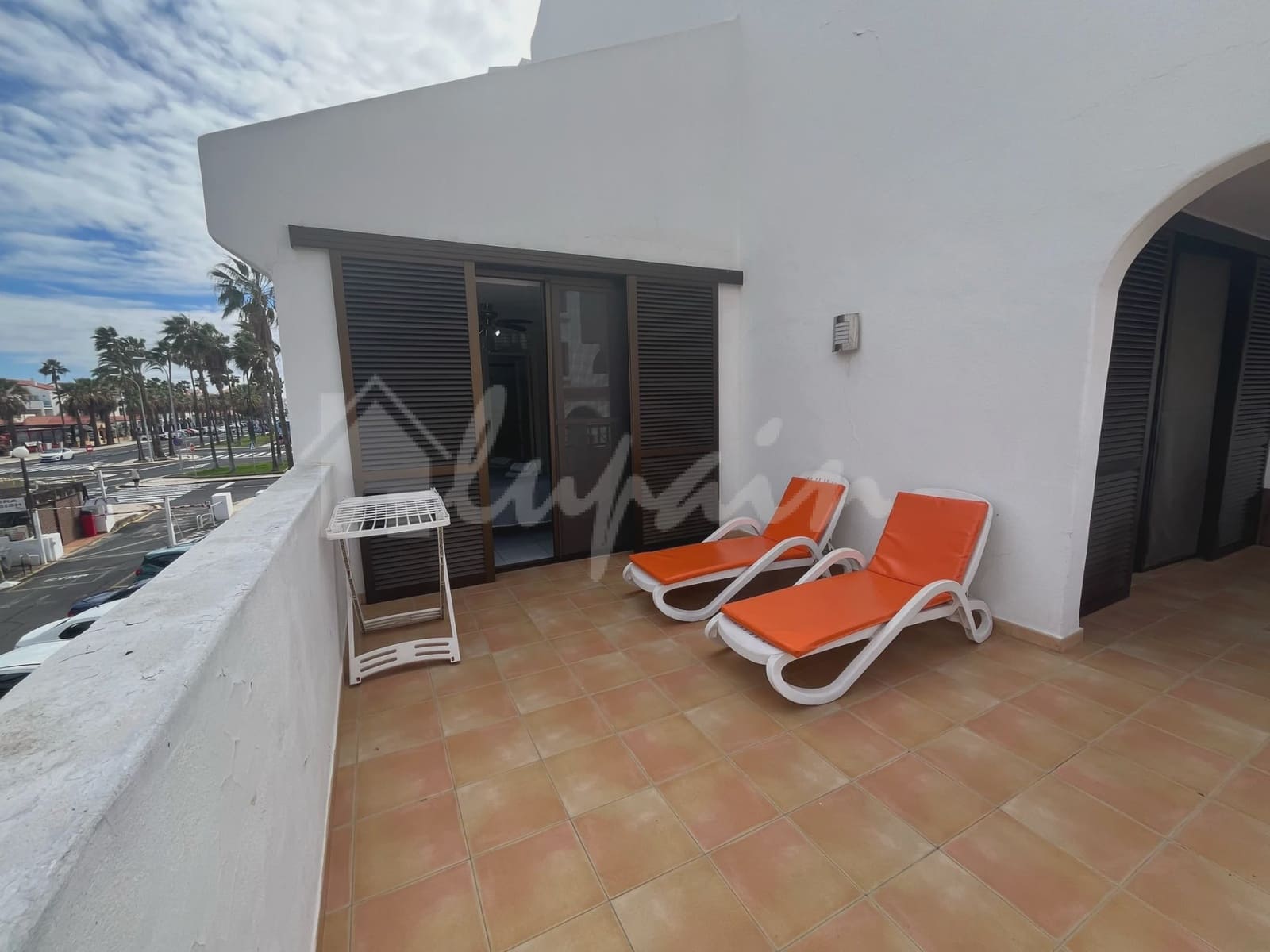 1 bedroom Apartment for sale in Playa de las Americas with pool - € 475,000 (Ref: 9279592)