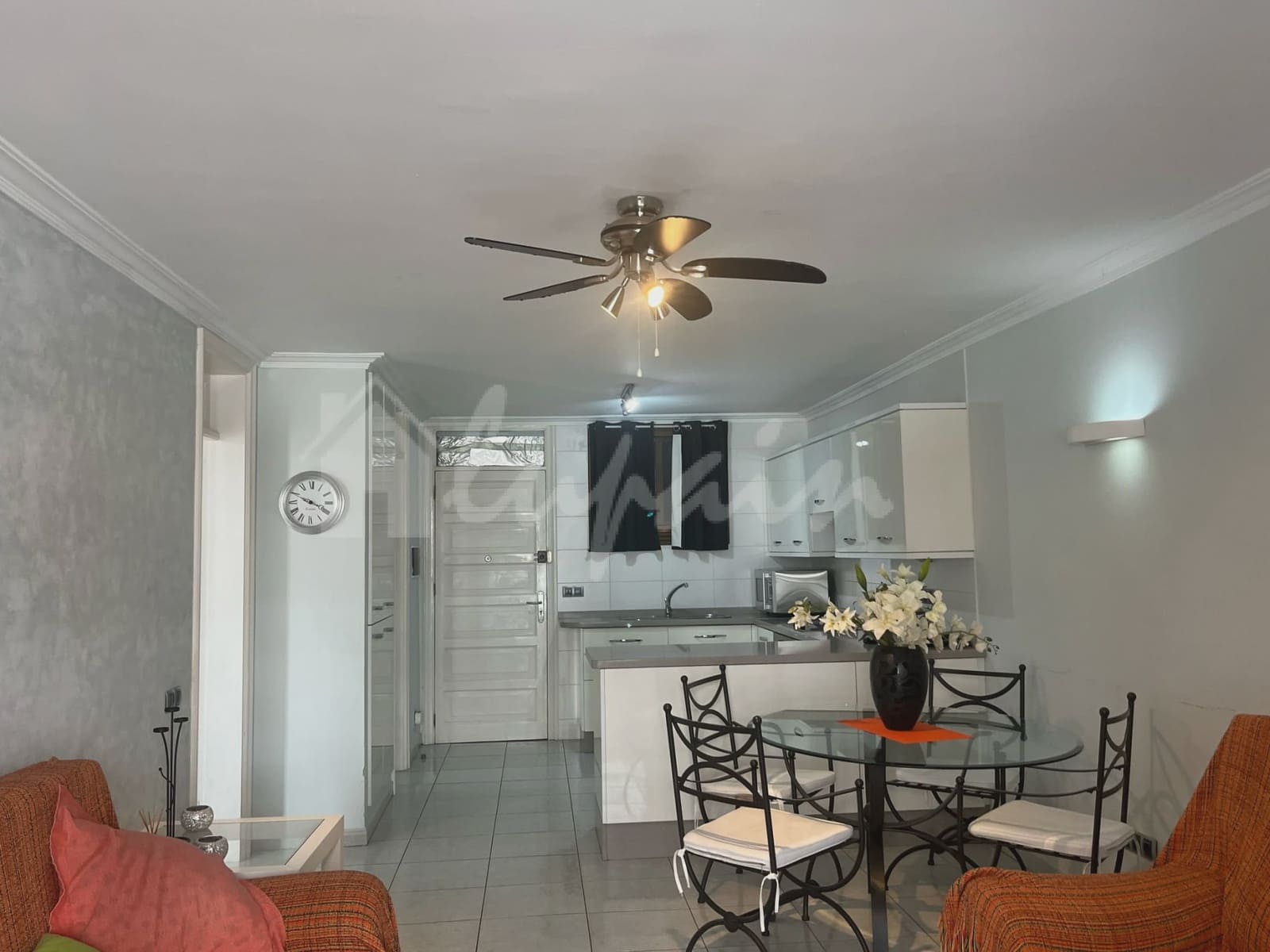 1 bedroom Apartment for sale in Playa de las Americas with pool - € 475,000 (Ref: 9279592)