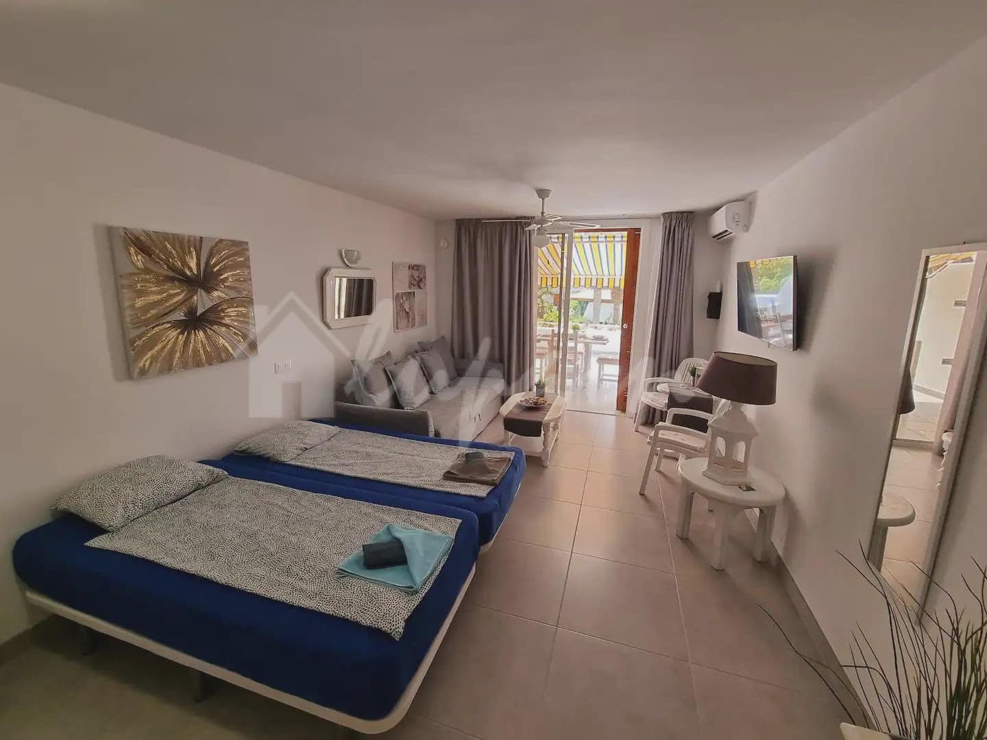 Studio til salg i Playa de las Americas med swimmingpool - € 389.000 (Ref: 9289461)