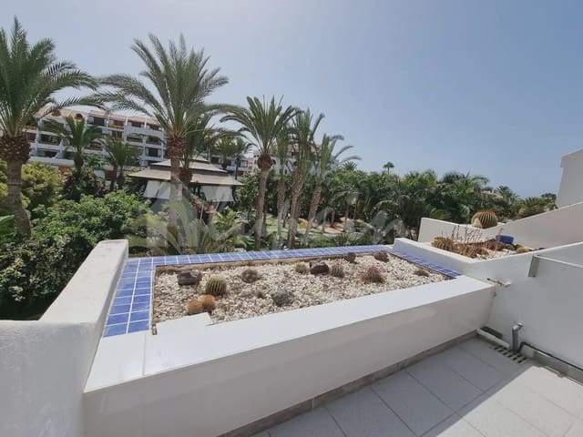 Studio te koop in Playa de las Americas, Arona met zwembad - € 389.000 (Ref: 9289461)