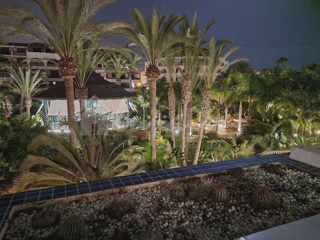 Studio te koop in Playa de las Americas, Arona met zwembad - € 389.000 (Ref: 9289461)