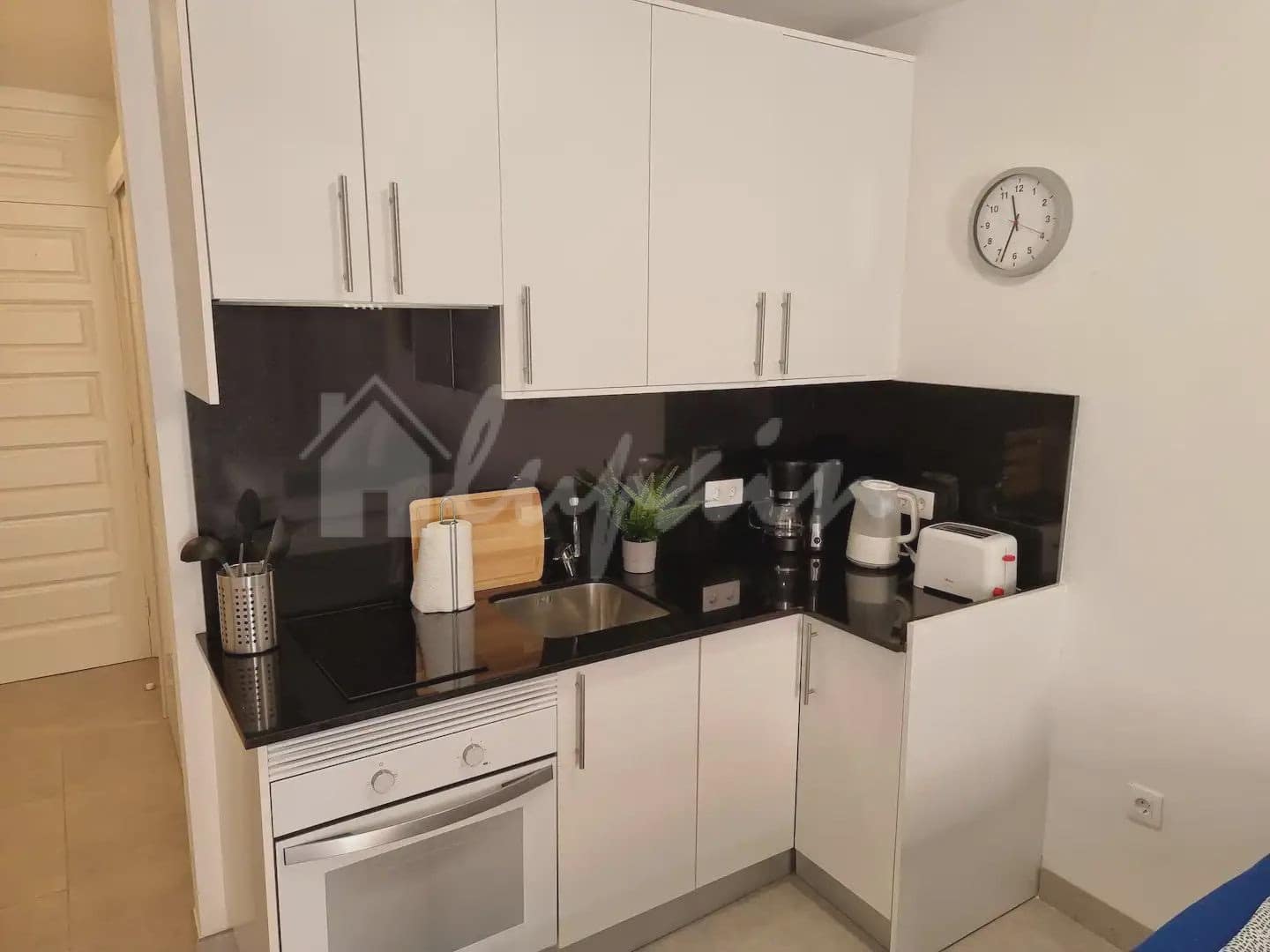 Studio til salg i Playa de las Americas med swimmingpool - € 389.000 (Ref: 9289461)