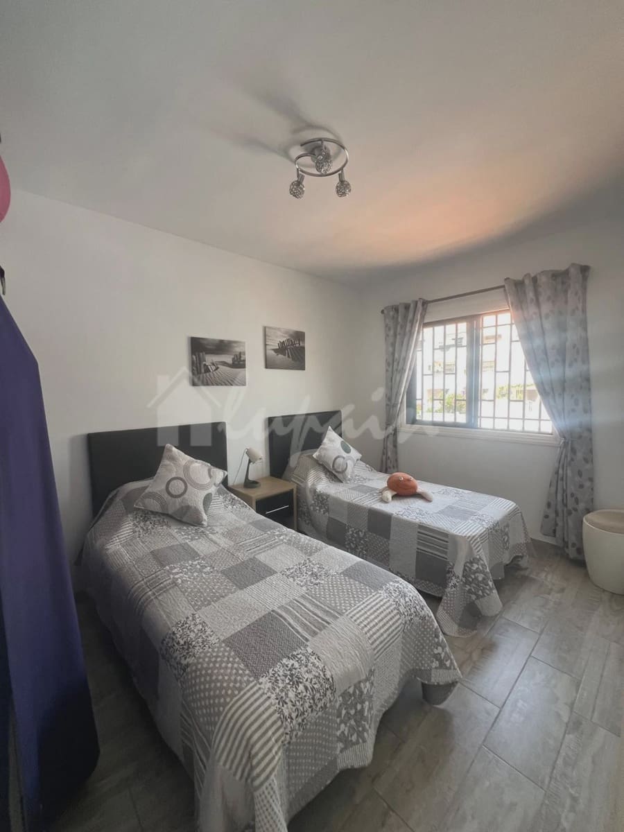 2 bedroom Apartment for sale in Costa del Silencio with pool - € 259,000 (Ref: 9293847)