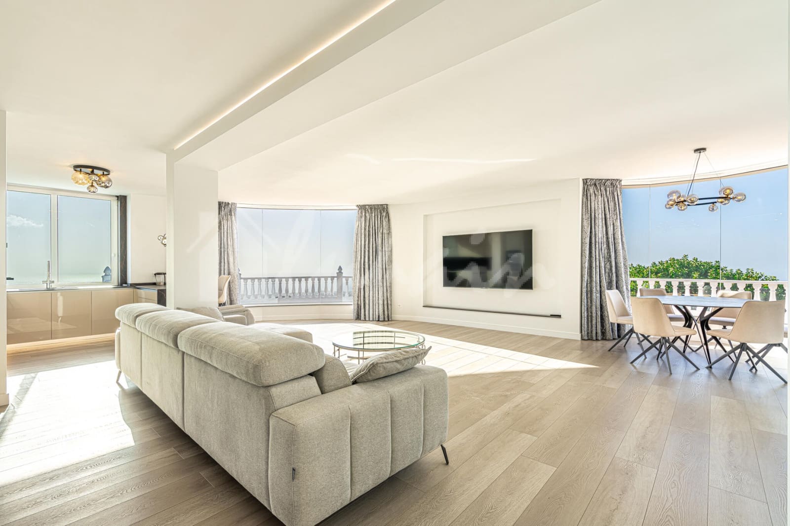 5 Zimmer Villa zu verkaufen in San Miguel de Abona mit Pool - 1.800.000 € (Ref: 9296317)