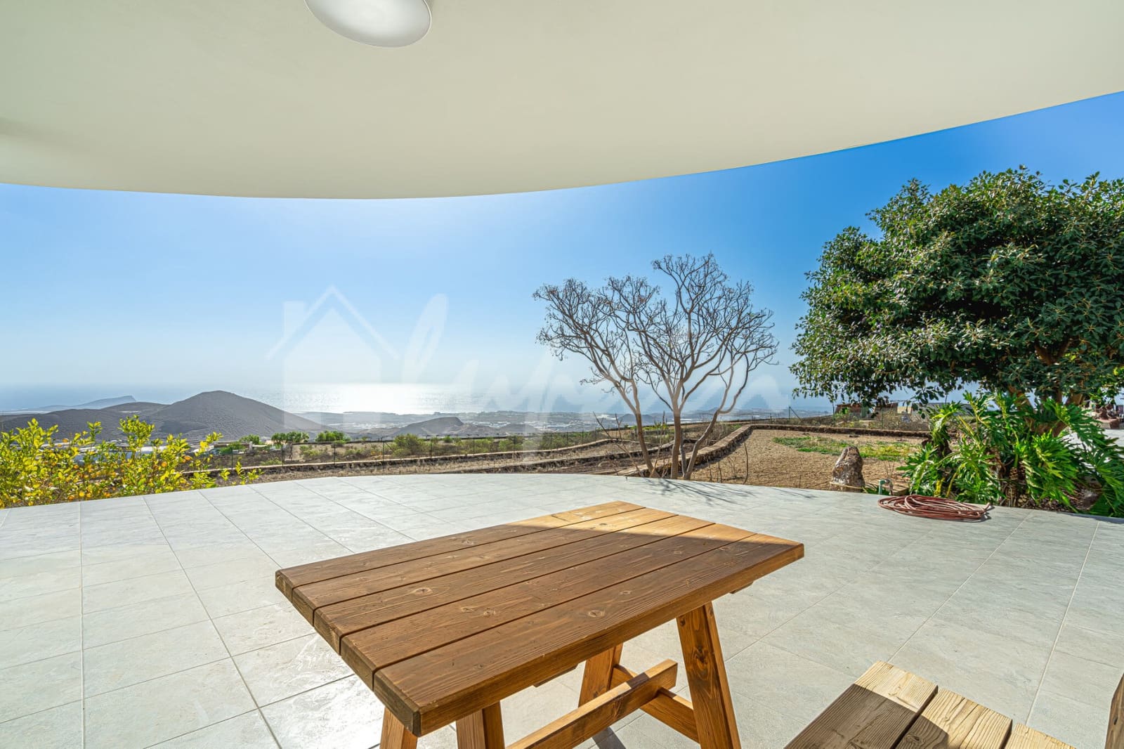 5 Zimmer Villa zu verkaufen in San Miguel de Abona mit Pool - 1.800.000 € (Ref: 9296317)