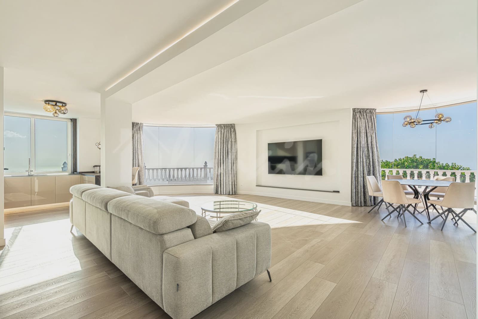 5 bedroom Villa for sale in San Miguel de Abona with pool - € 1,800,000 (Ref: 9296317)