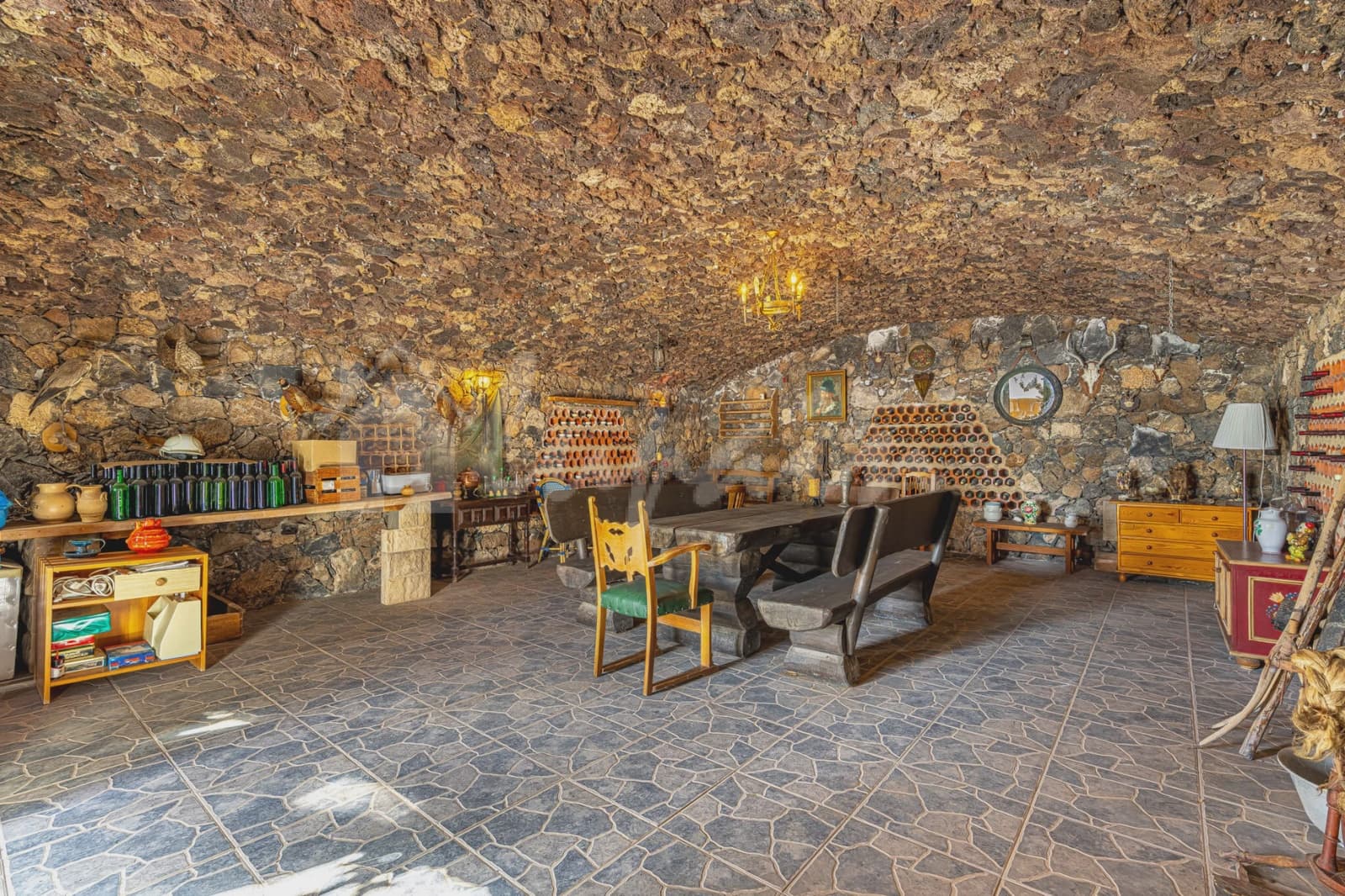 5 bedroom Villa for sale in San Miguel de Abona with pool - € 1,800,000 (Ref: 9296317)