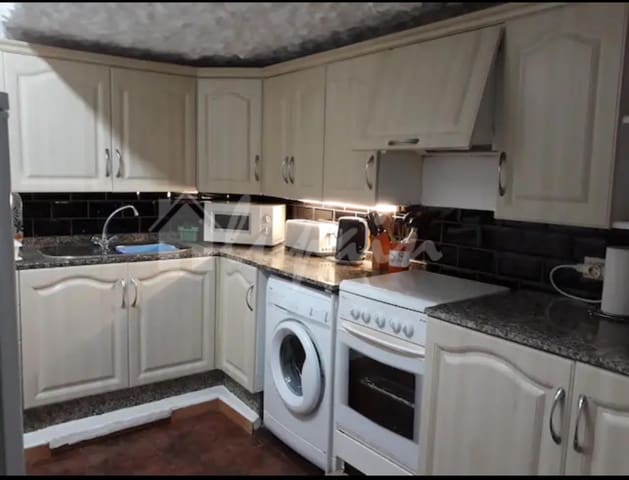 Finca/Casa Rural de 5 habitaciones en San Miguel de Abona en venta - 369.000 € (Ref: 9307099)