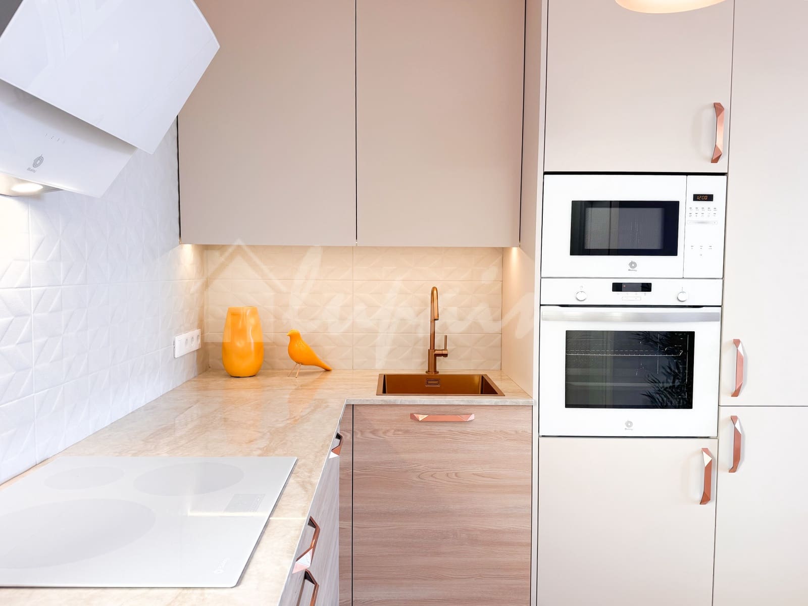 1 sypialnia Apartament na sprzedaż w San Eugenio z basenem - 250 000 € (Ref: 9319846)