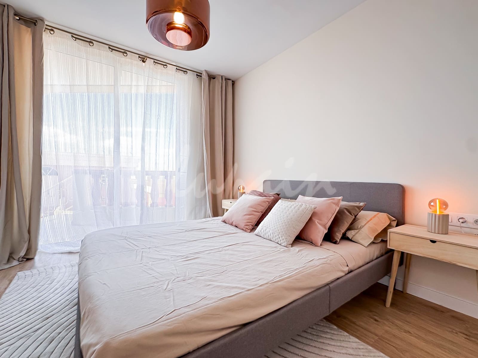 1 sypialnia Apartament na sprzedaż w San Eugenio z basenem - 250 000 € (Ref: 9319846)