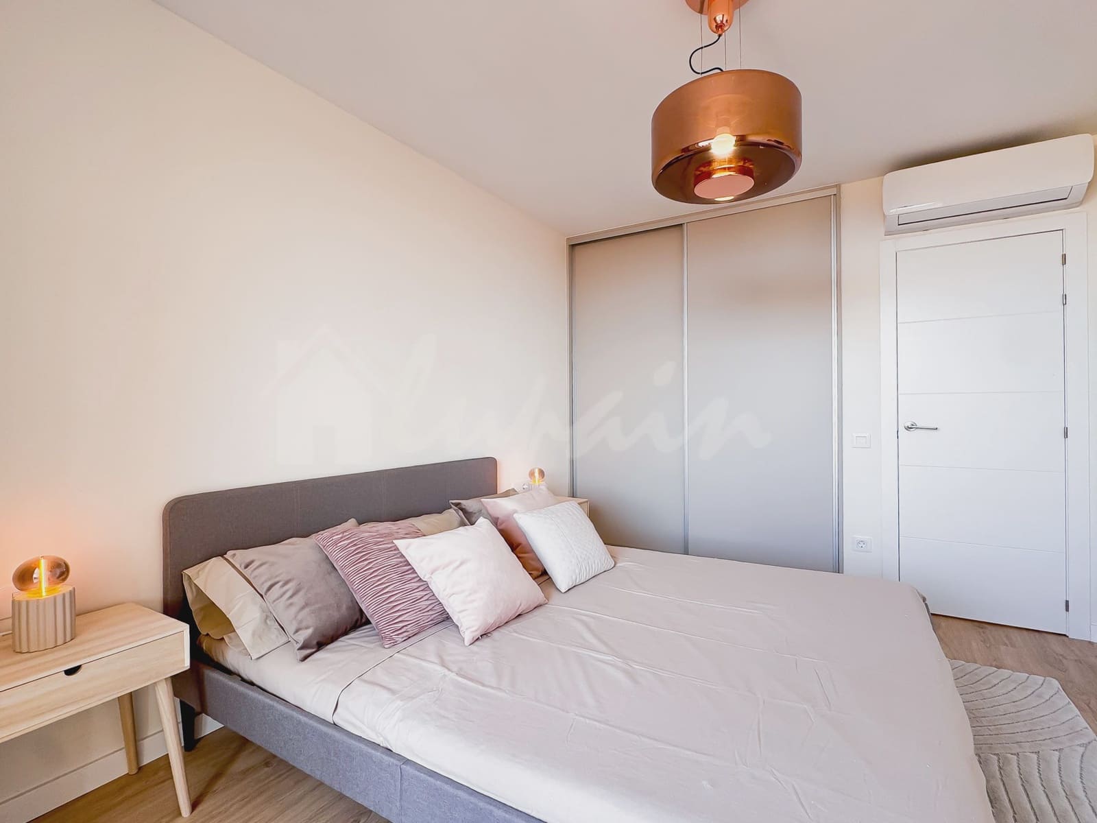 1 slaapkamer Appartement te koop in San Eugenio met zwembad - € 250.000 (Ref: 9319846)