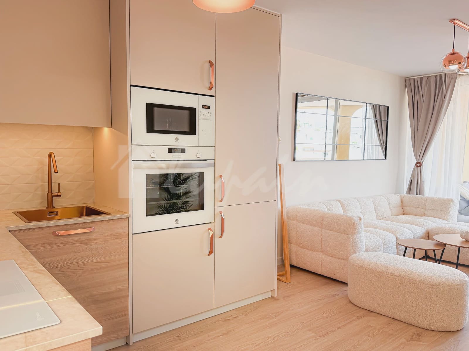 1 slaapkamer Appartement te koop in San Eugenio met zwembad - € 250.000 (Ref: 9319846)