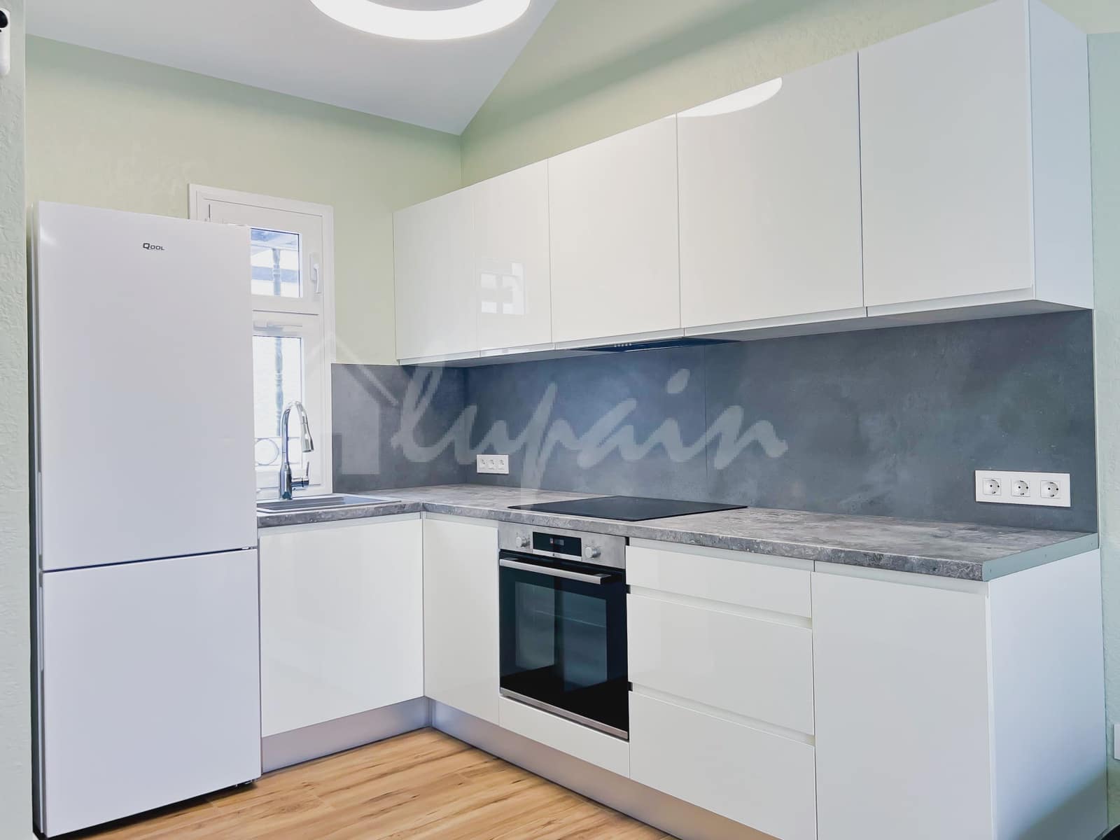 1 bedroom Apartment for sale in Los Cristianos with pool - € 269,000 (Ref: 9330058)