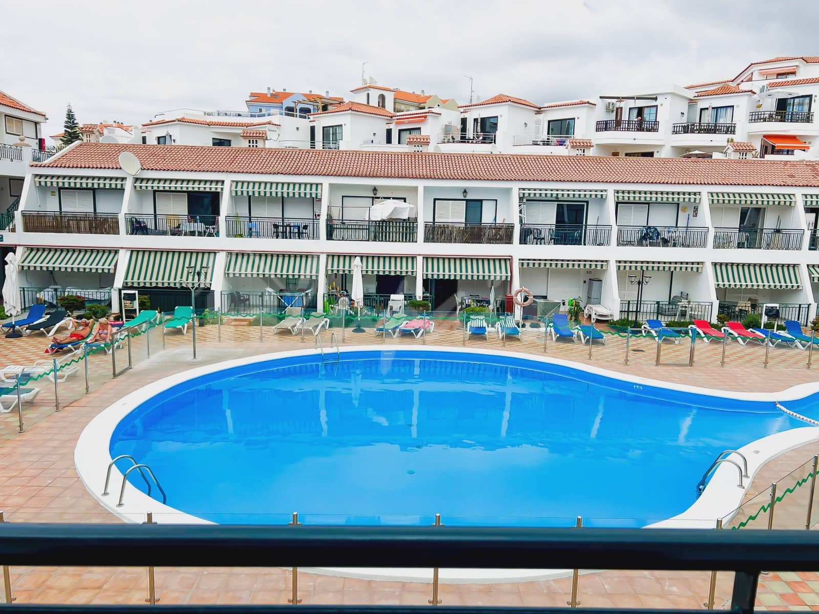 1 bedroom Apartment for sale in Los Cristianos with pool - € 269,000 (Ref: 9330058)