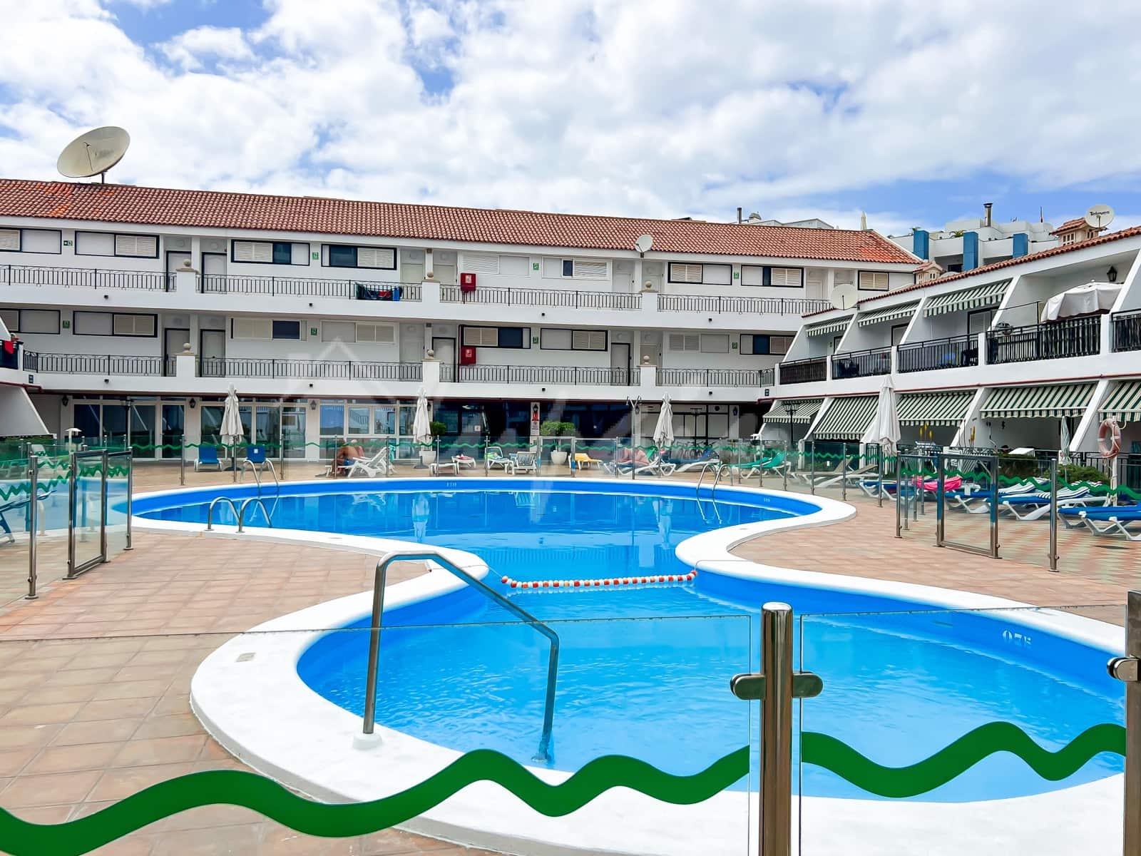 1 soverom Leilighet til salgs i Los Cristianos med svømmebasseng - € 269 000 (Ref: 9330058)