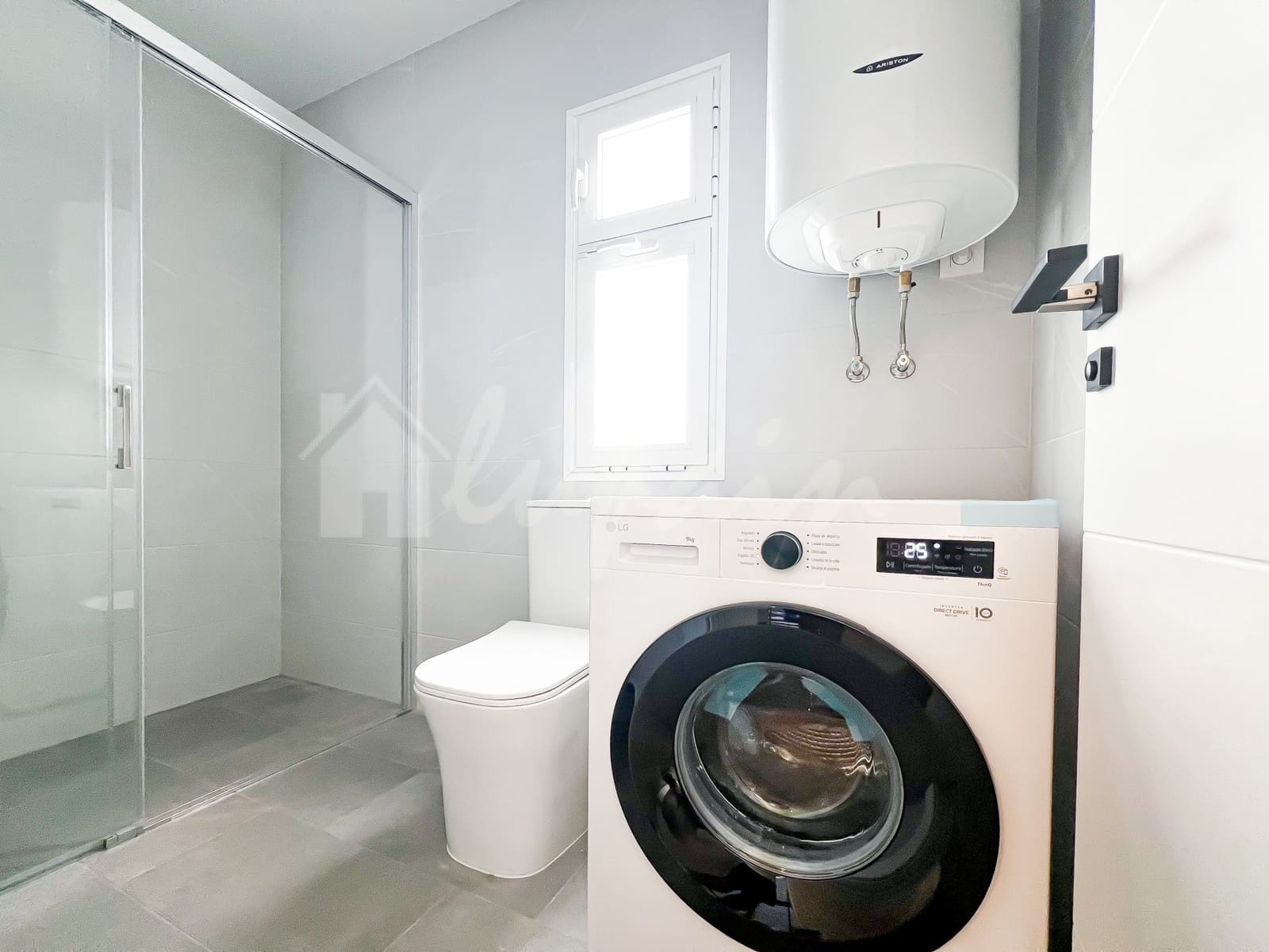 1 soverom Leilighet til salgs i Los Cristianos med svømmebasseng - € 269 000 (Ref: 9330058)