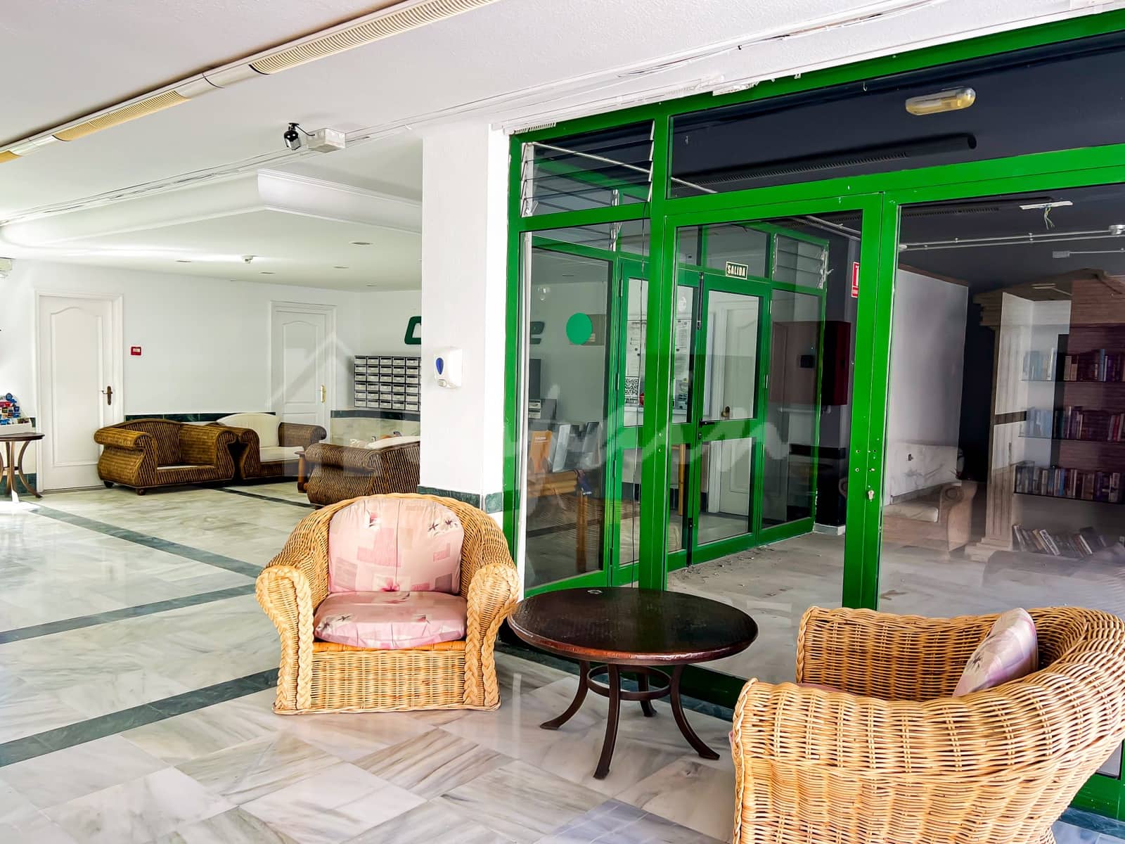 1 soverom Leilighet til salgs i Los Cristianos med svømmebasseng - € 269 000 (Ref: 9330058)