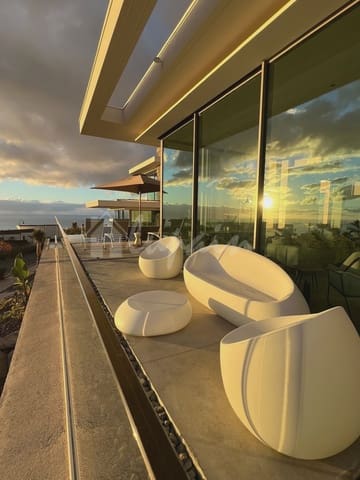 3 soveværelse Villa til salg i La Caleta Adeje, Adeje med swimmingpool - € 1.830.000 (Ref: 9330059)