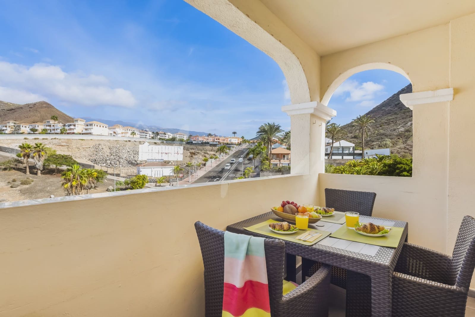 2 soveværelse Lejlighed til salg i Los Cristianos med swimmingpool - € 367.000 (Ref: 9330060)