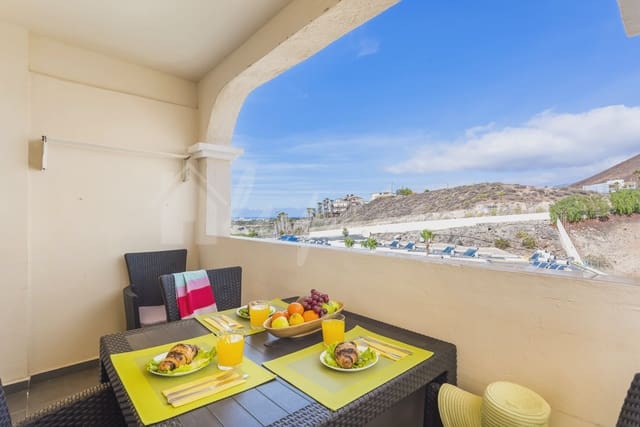 2 soveværelse Lejlighed til salg i Los Cristianos, Arona med swimmingpool - € 367.000 (Ref: 9330060)