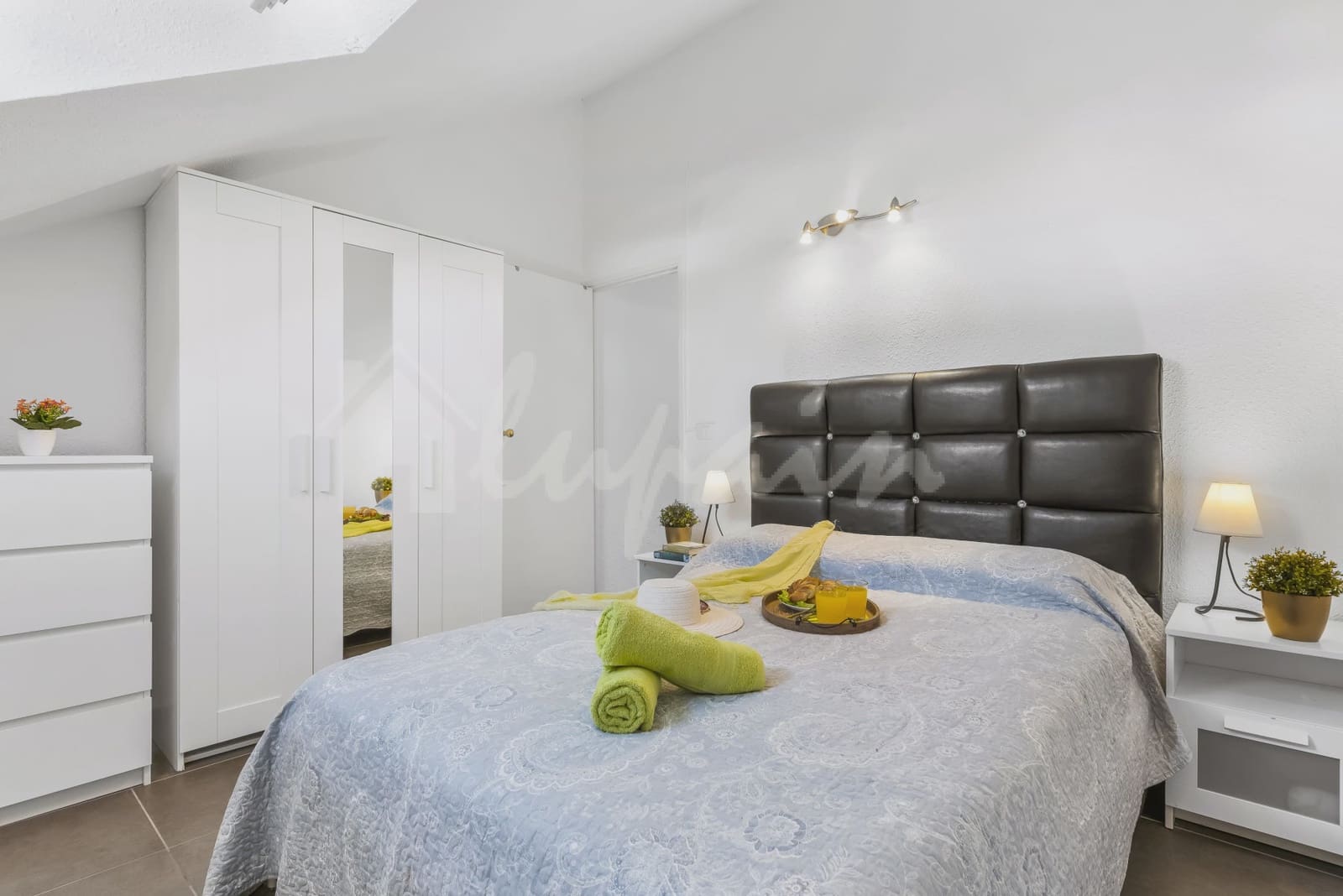 2 soveværelse Lejlighed til salg i Los Cristianos med swimmingpool - € 367.000 (Ref: 9330060)