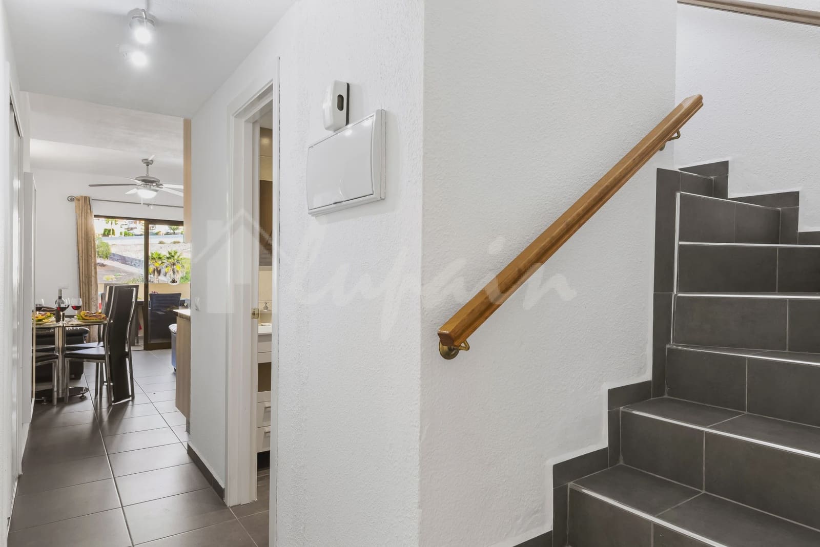 2 soveværelse Lejlighed til salg i Los Cristianos med swimmingpool - € 367.000 (Ref: 9330060)